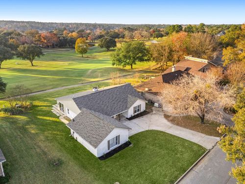 1328 Green Briar Dr, Huntsville, TX, 77340 | Card Image