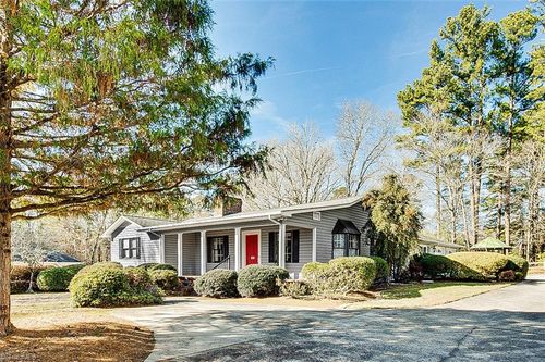 729 Fesmire St, Asheboro, NC, 27205-7723 | Card Image