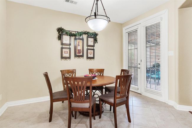 Breakfast area is open to kitchen and main living area | Image 19