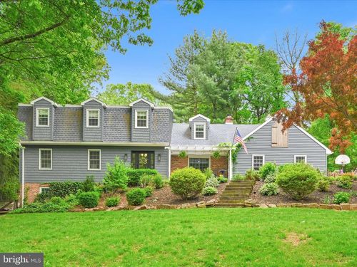 2 Garvin Rd, Denver, PA, 17517-9407 | Card Image