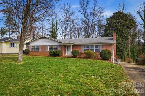 141 Maehill Place Sw, Lenoir, NC, 28645 | Card Image