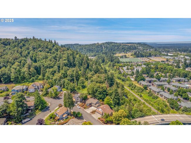 1111 Sw Linneman Ave, House other with 5 bedrooms, 3 bathrooms and 3 parking in Gresham OR | Image 46