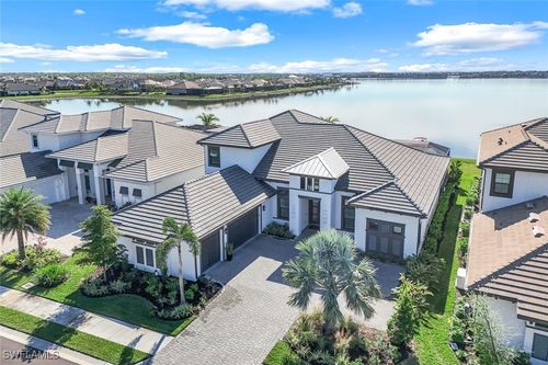 11401 Venetian Lagoon Dr, FORT MYERS, FL, 33913-9456 | Card Image
