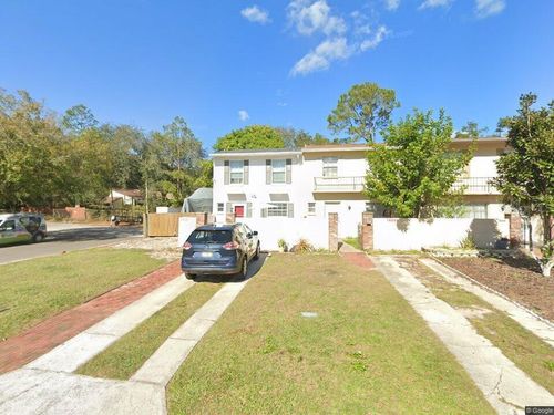5202 Maple Hill Drive, TAMPA, FL, 33617 | Card Image