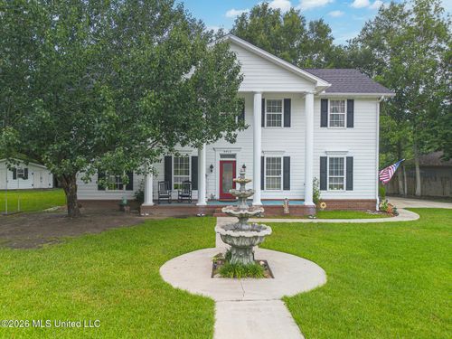 8912 Anahola Ct, Diamondhead, MS, 39525-3600 | Card Image