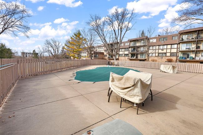 APT-208 - 205 Barry Ave S, Condo with 1 bedrooms, 1 bathrooms and null parking in Wayzata MN | Image 36