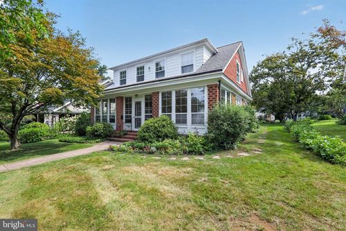729 N Walnut St, WEST CHESTER, PA, 19380-2351 | Card Image