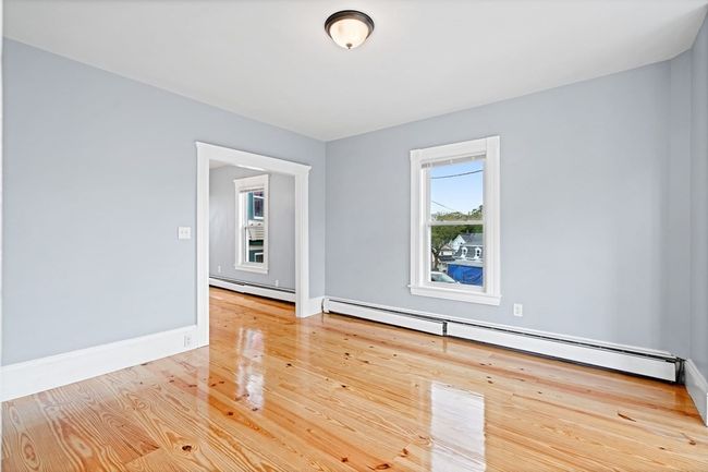 5 Acorn St, House other with 3 bedrooms, 2 bathrooms and 3 parking in Lynn MA | Image 15