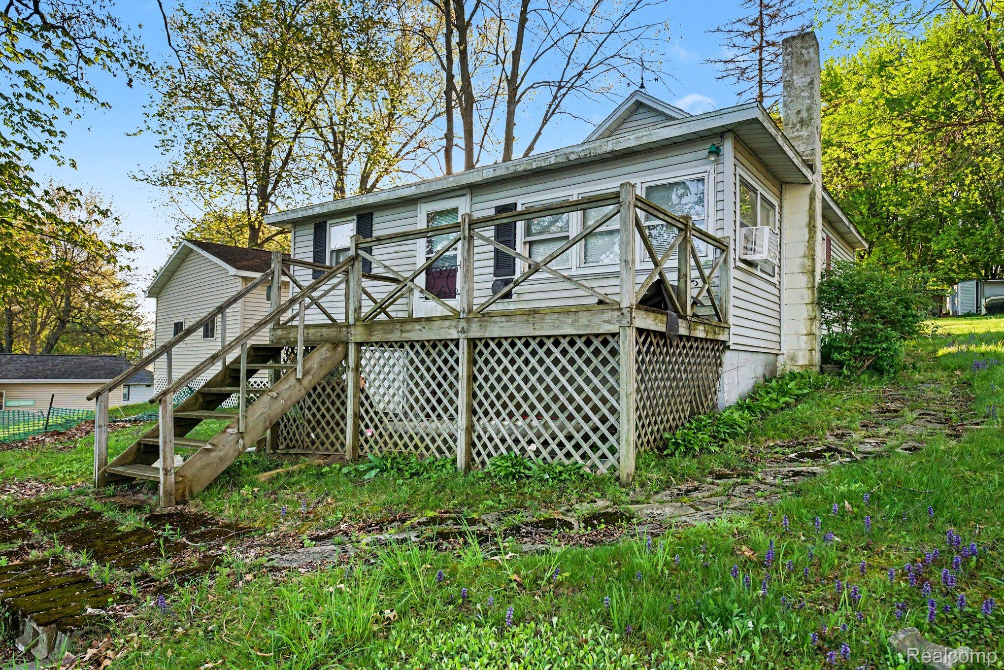 Residential in Newberg Township 3