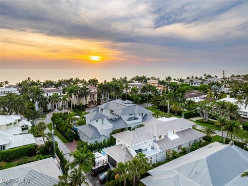 128 1st Ave S, NAPLES, FL, 34102-5958 | Card Image