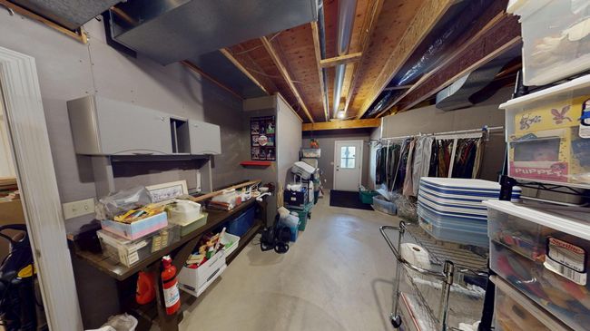 Garage | Image 39