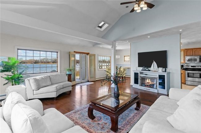 99 Smith St, House other with 2 bedrooms, 2 bathrooms and 2 parking in Bristol RI | Image 25