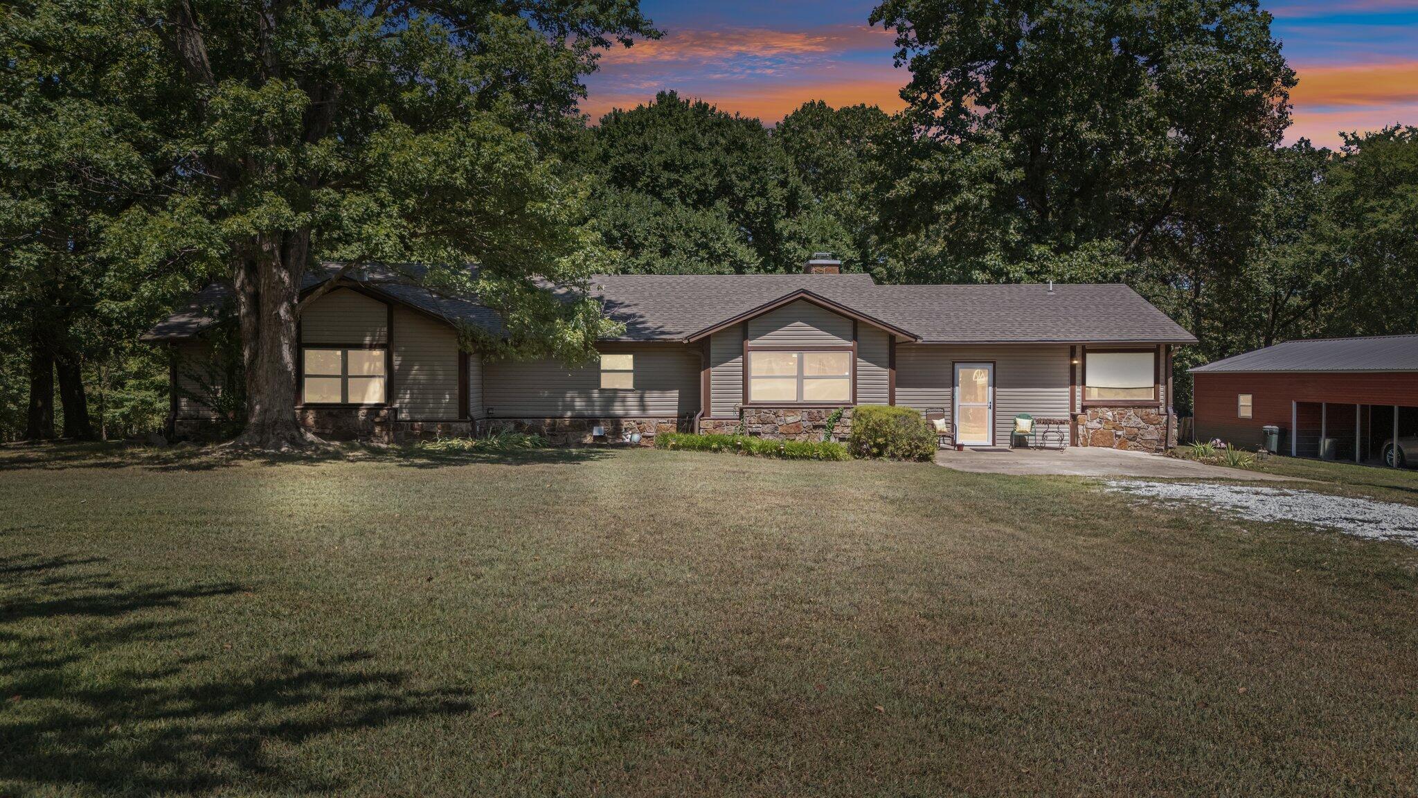 10th St, Eucha, OK 74342