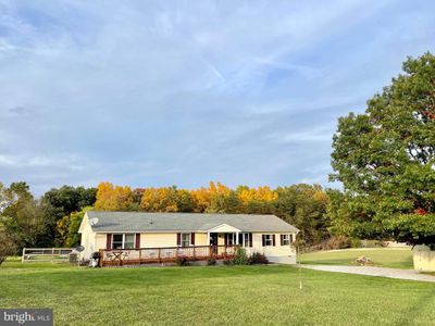 495 Maize Lane, House other with 4 bedrooms, 2 bathrooms and null parking in BUNKER HILL WV | Image 1