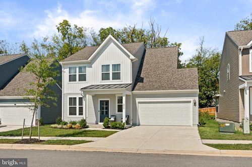 233 National St, RANSON, WV, 25438-4521 | Card Image