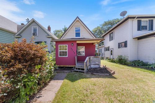 3712 W 4th St, Duluth, MN, 55807-1602 | Card Image
