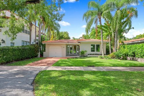 511 Catalonia Ave, Coral Gables, FL, 33134-6532 | Card Image