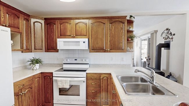 20 Cedartree Lane, House other with 3 bedrooms, 2 bathrooms and 4 parking in Bobcaygeon ON | Image 5