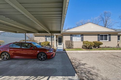 26596 Franklin Pointe Dr, Southfield, MI, 48034-5604 | Card Image