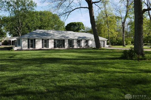 725 Hickory Hollow, Troy, OH, 45373 | Card Image