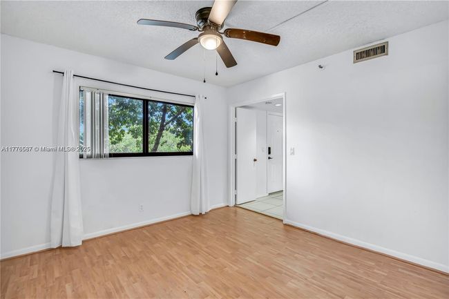 APT-306 - 2206 S Cypress Bend Dr, Condo with 2 bedrooms, 2 bathrooms and null parking in Pompano Beach FL | Image 18