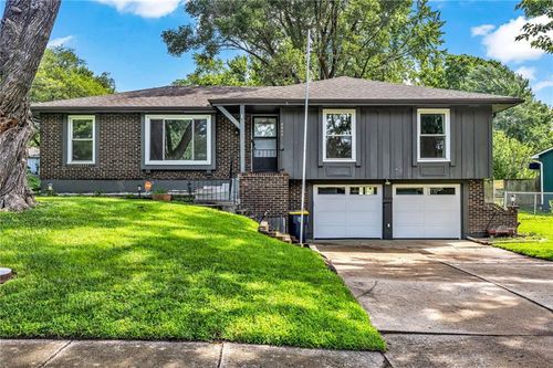 8800 Mcelroy Rd, Kansas City, MO, 64134-3453 | Card Image