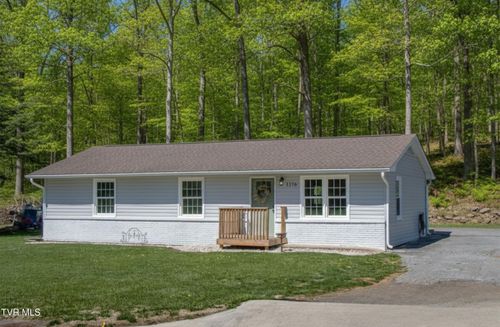 1276 Old Airport Rd, Bristol, VA, 24201-8316 | Card Image