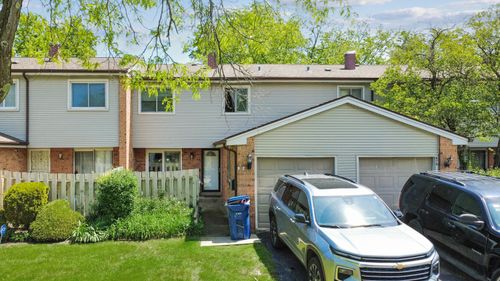 872 Greenbriar Ln, University Park, IL, 60484-2807 | Card Image