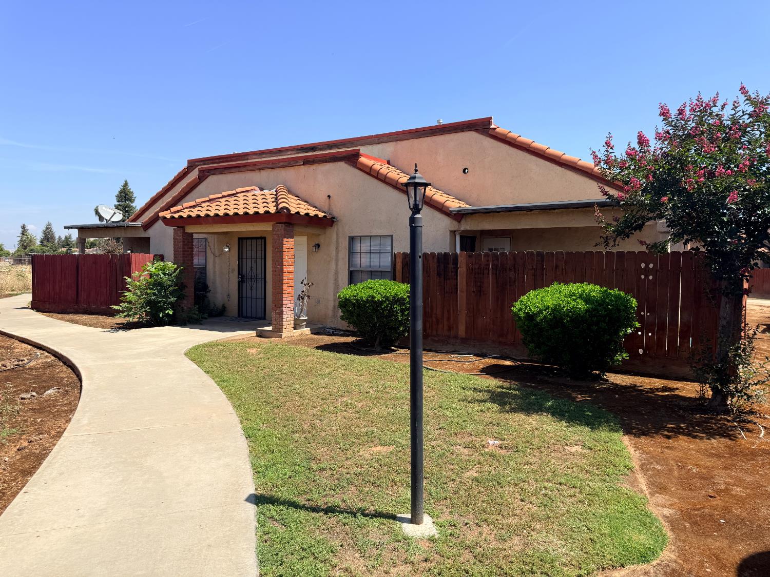 Residential Income in Reedley