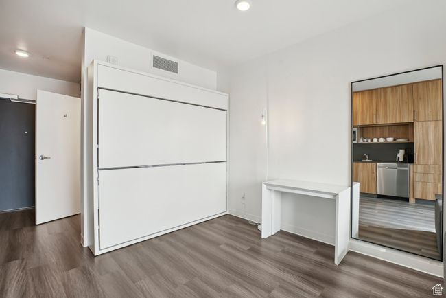 Closet with visible vents | Image 9