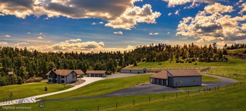 8056 Molt Rd, Billings, MT, 59106-9604 | Card Image