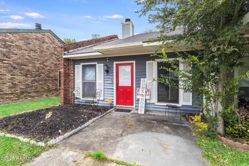 105 Lowell Dr, Lafayette, LA, 70506-2644 | Card Image