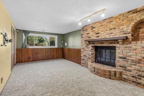 1767 Hilo Ave N, Oakdale, MN, 55128-5623 | Card Image