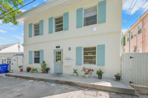 709 Whitmarsh Ln, Key West, FL, 33040-7430 | Card Image