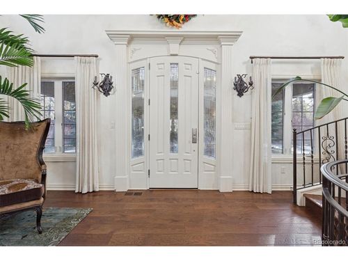 42 Sunset Dr, Englewood, CO, 80113-4026 | Card Image