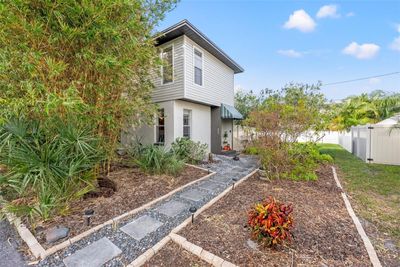 455 - 455 75 Th Avenue N, Townhouse with 2 bedrooms, 1 bathrooms and null parking in ST PETERSBURG FL | Image 1