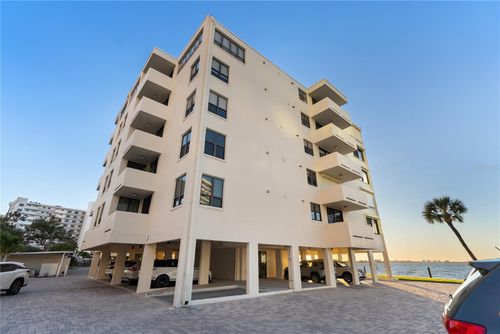 apt-402-101 Sunset Dr, Sarasota, FL, 34236-5576 | Card Image