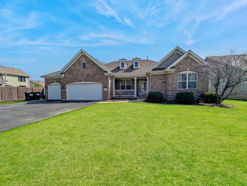 1906 Hillside Ln, McHenry, IL, 60051-3658 | Card Image