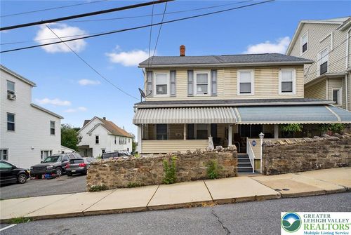 45 S Walnut St, Lansford, PA, 18232-2030 | Card Image