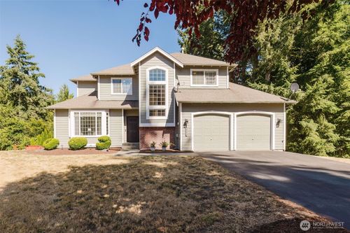 8400 Jeatran Pl Nw, Silverdale, WA, 98383-8831 | Card Image