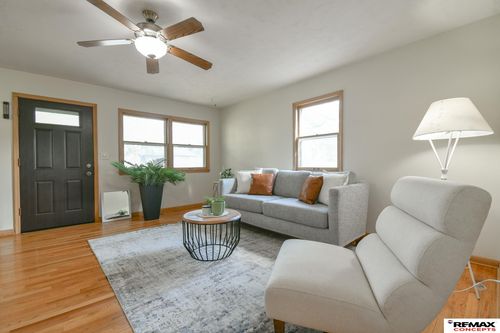 5445 Francis St, Lincoln, NE, 68504-3057 | Card Image