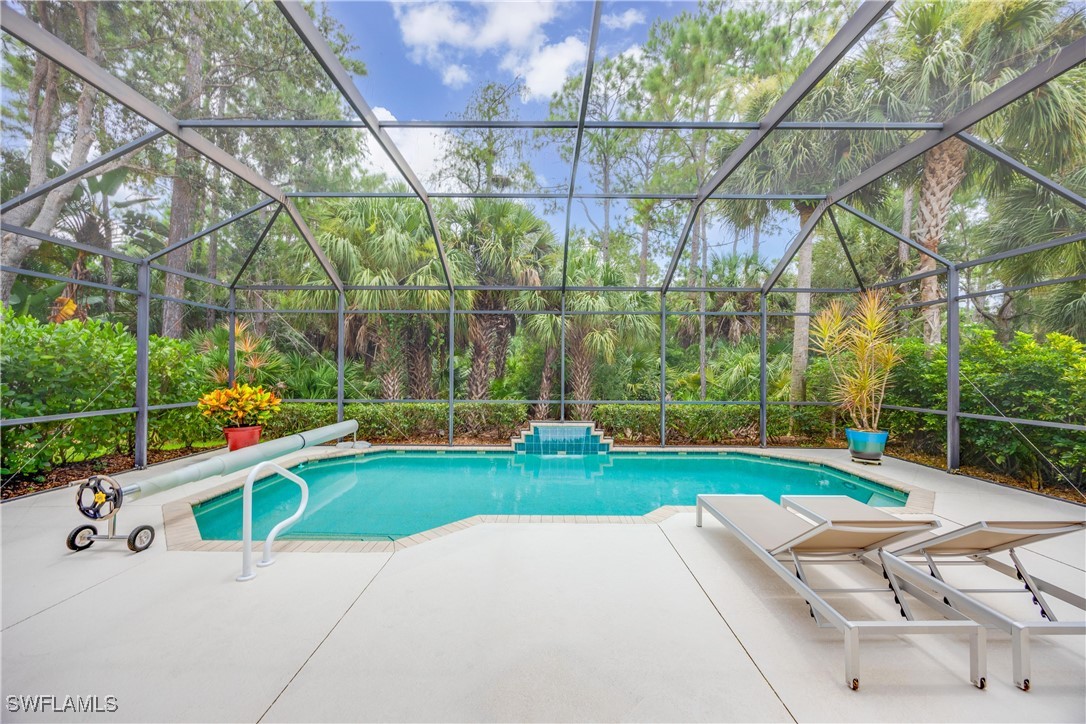 Manchester Pl, Naples, FL 34110