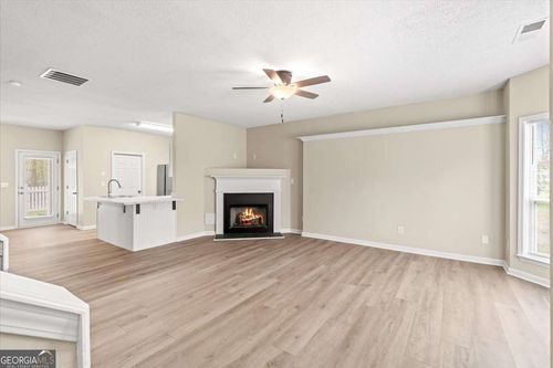 4901 Robinson Square Dr Nw, Acworth, GA, 30101-4890 | Card Image
