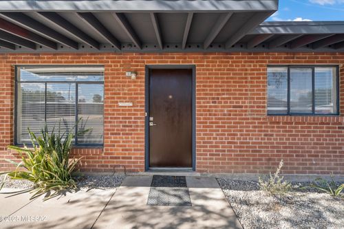 6357 E Calle Dened, Tucson, AZ, 85710-5307 | Card Image