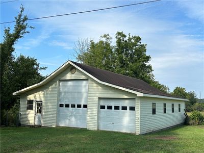 407 Water Avenue, House other with 3 bedrooms, 2 bathrooms and null parking in Elm Springs AR | Image 3