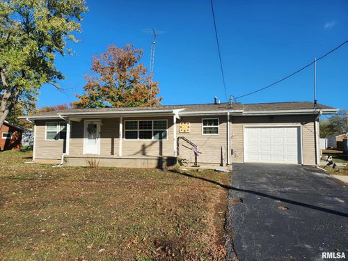 708 S Broadway St, Sesser, IL, 62884-2063 | Card Image