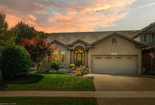 294 Fallowfield Dr, Kitchener, ON, N2C2T8 | Card Image