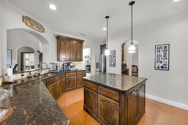 1810 Coyote Ct, House other with 5 bedrooms, 4 bathrooms and null parking in Midlothian TX | Image 9