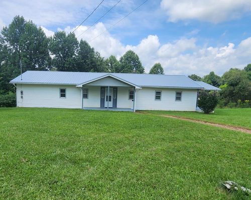 614 Green Acres, Pounding Mill, VA, 24637 | Card Image