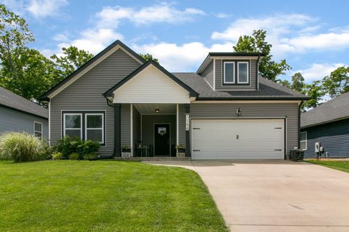 1166 Eagles Nest Ln, Clarksville, TN, 37040-1709 | Card Image